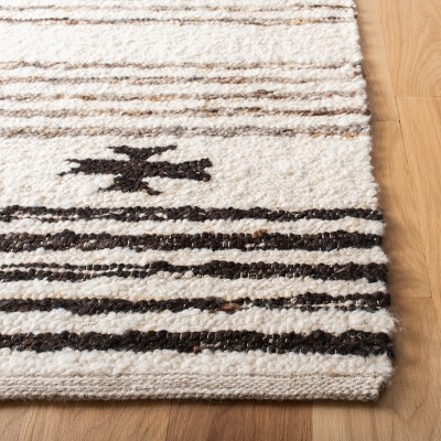 Coastal Charm Black & Ivory Handwoven Wool-Cotton Rug 8' x 10'