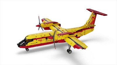 LEGO Technic Avion de Bomberos 42152 — Distrito Max