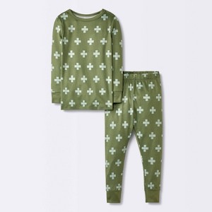 Toddler Boys' 2pc Long Sleeve Smooth Jersey Snug Fit Pajama Set - Cloud Island™ - 1 of 4