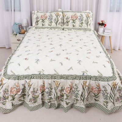 Green Flowers 3-Piece Comforter Set, King Size – Includes 1 Soft Lightweight Comforter and 2 Matching Pillowcases, Floral Bedding