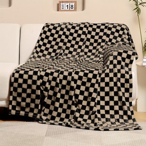 1pc Checkered Flannel Fleece Throw Blanket Soft Cozy Checkerboard Grid Print Chessboard Gingham Pattern Blankets, Christmas Gifts. - 1 of 3