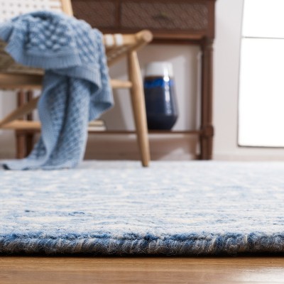 Ivory and Blue Hand-Tufted Wool Area Rug, 3' x 5'