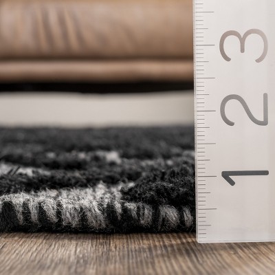 Cozy Knit-Inspired Handwoven Gray Wool-Blend 8'x10' Area Rug with Tassels