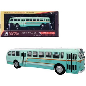 1952 CCF-Brill CD-44 Transit Bus DC Transit "30 17th & Penna SE" 1/87 (HO) Diecast Model by Iconic Replicas - 1 of 3