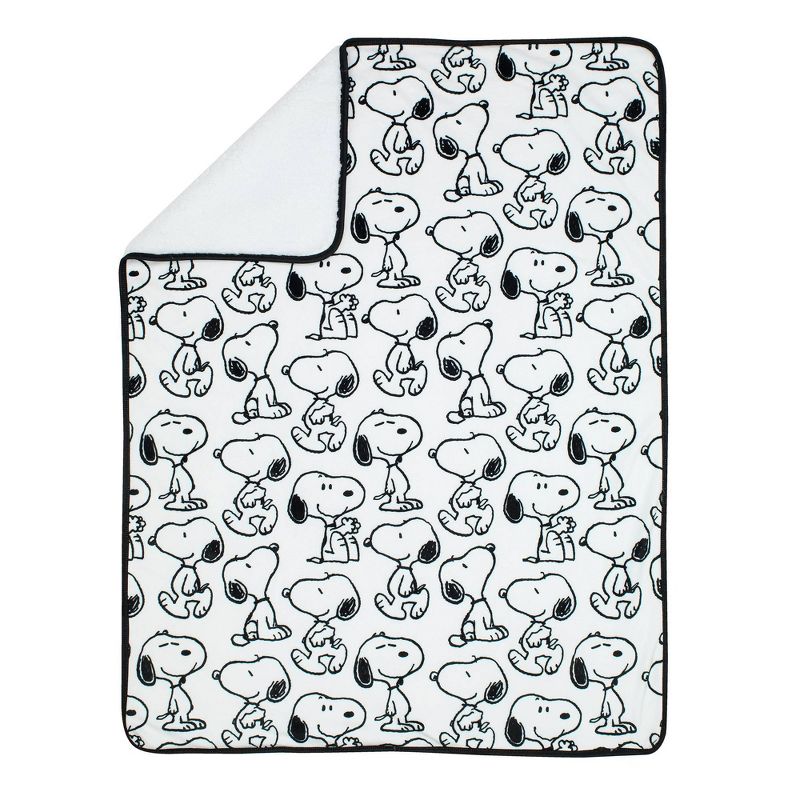 Lambs &#38; Ivy Classic Snoopy Baby Blanket, 3 of 8