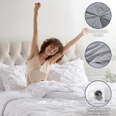 White Queen Down Alternative Microfiber 7-Piece Bedding Set