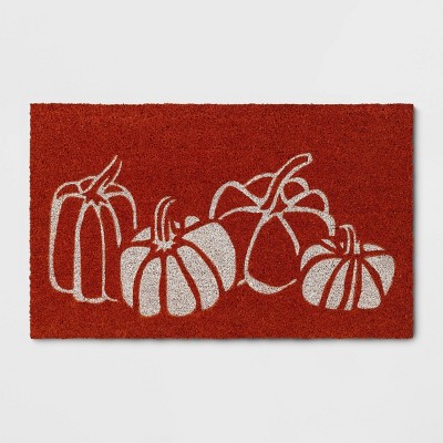 1'6"x2'6" Pumpkin Harvest Doormat White/Orange - Room Essentials™