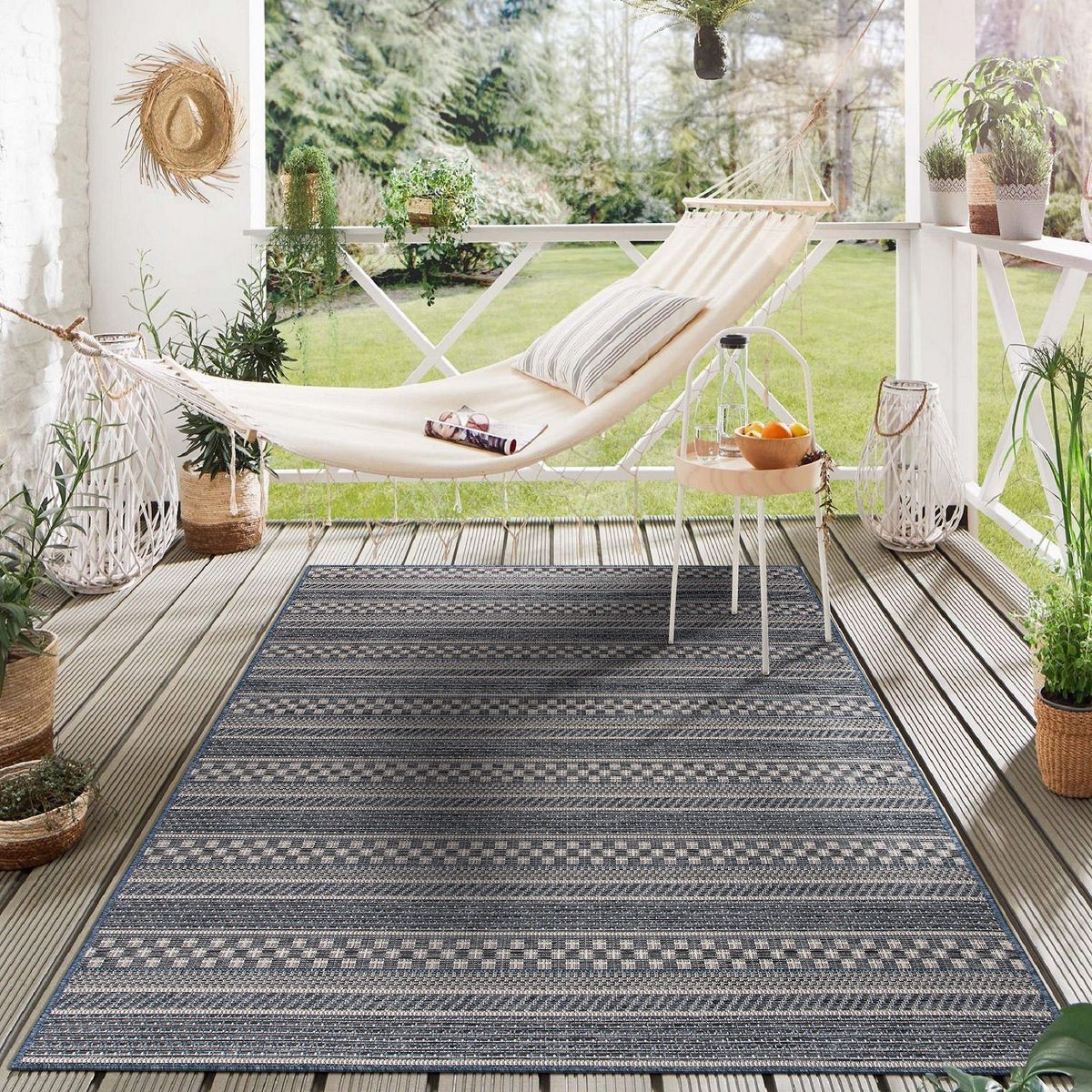 World Rug Gallery Bohemian Geometric Stripe Indoor/Outdoor Area Rug: Weather-Resistant, Low Pile - thumbnail 6