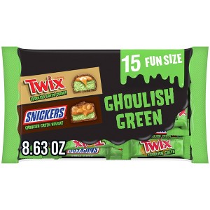 Snickers, Twix Halloween Candy Fun Size Ghoulish Green Chocolate Variety Bag Mix - 8.63oz/15ct - 1 of 4