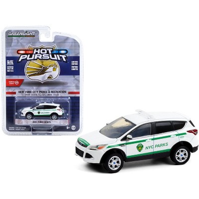 2013 Ford Escape White "NYC Parks" NYC Dept of Parks & Recreation "Hot Pursuit" 1/64 Diecast Model Car by Greenlight