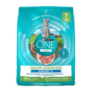 Purina ONE Indoor Advantage Natural Chicken Flavor Dry Cat Food for 7+ Senior Cats - 7lbs - 1 of 4