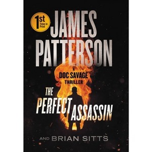 The Perfect Assassin - Large Print by  James Patterson & Brian Sitts (Paperback) - 1 of 1