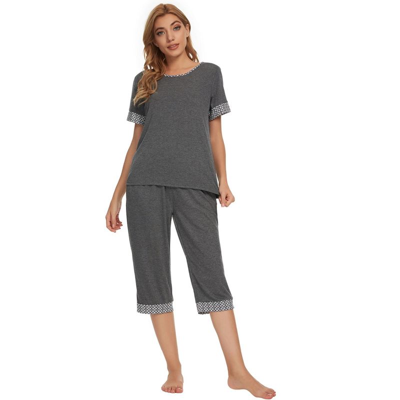 cheibear Womens Round Neck Pajama Set with Capri Pants Casual Lounge Sleepwear, 3 of 6