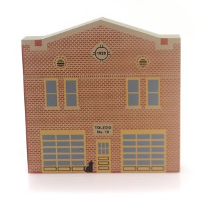 Cats Meow Village 4.25 In Toledo # 18 Firehouse Retired Village Buildings - 1 of 2