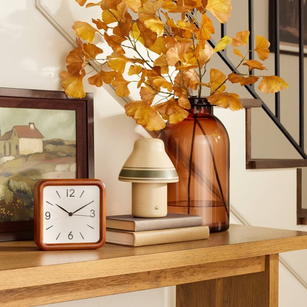 Lámpara de mesa portátil de cerámica verde con rayas (incluye bombilla LED) - Hearth & Hand™ with Magnolia 3
