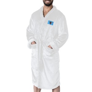 Maine Black Bears NCAA White Out Silk Touch Robe Large/XLarge - 1 of 4