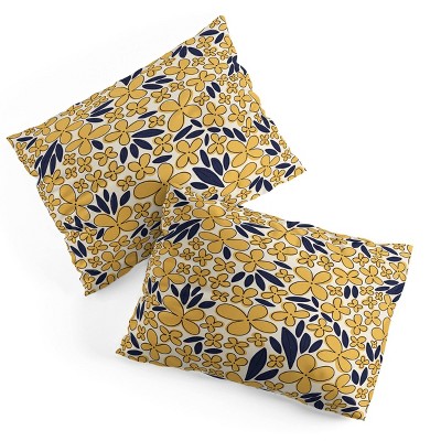 Deny Designs Full/Queen Alisa Galitsyna Four Leaf Flower Pattern Comforter and Pillow Sham Set Yellow: Modern Floral Bedding, Lightweight Polyester — фото 4