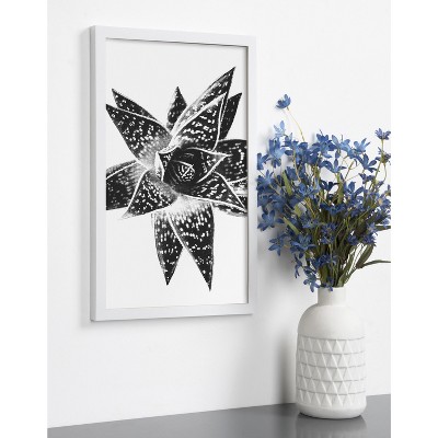 White 11x17 Wood Wall and Tabletop Frame Set