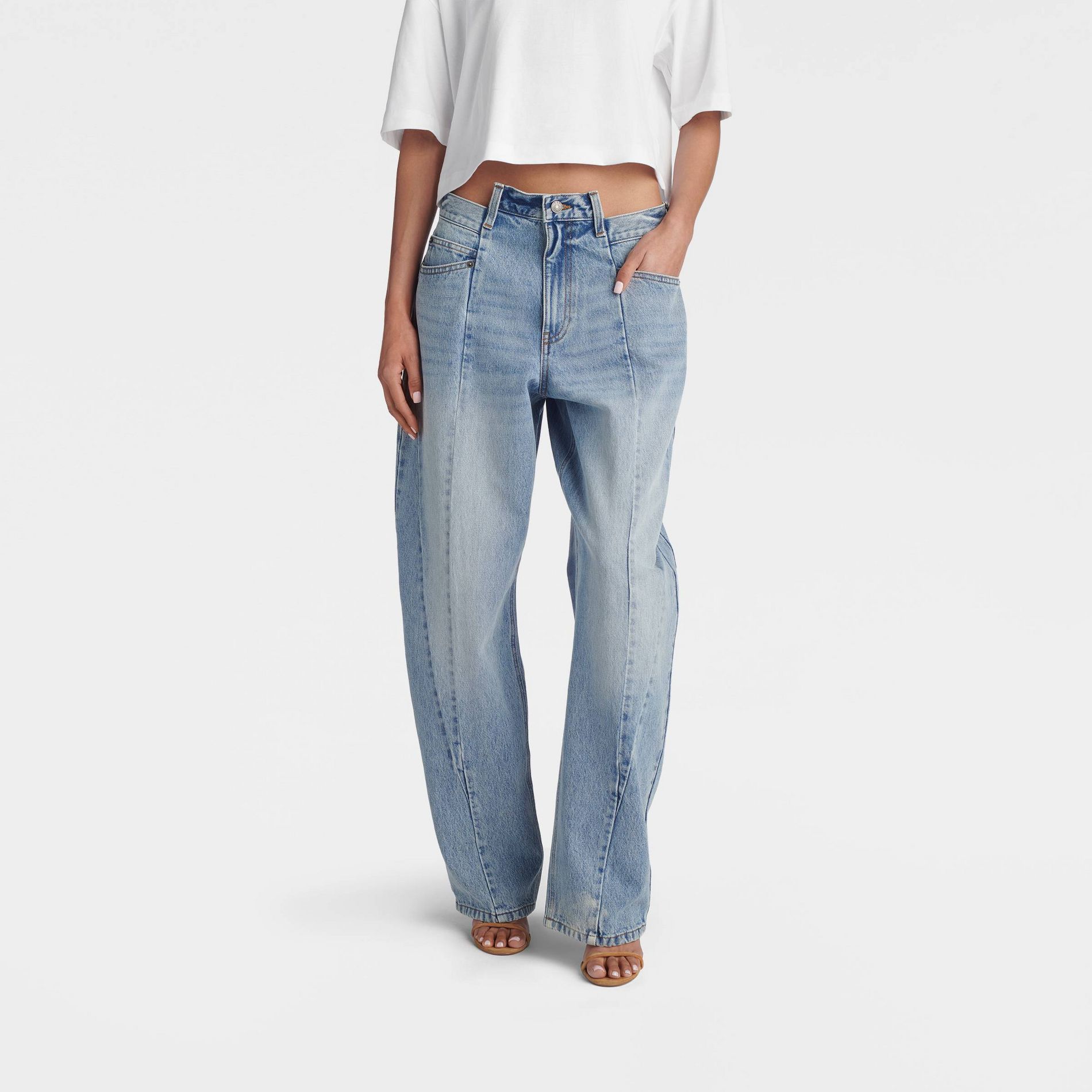 KBB by KAHLANA Women's Mid-Rise Barrel Leg 'The Deconstructed Jean' - Light Wash