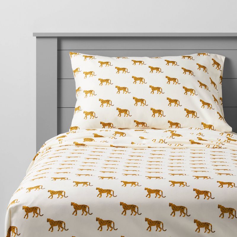 Cheetah Microfiber Kids' Sheet Set - Pillowfort™, 1 of 8