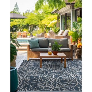 Unique Loom  Outdoor Coastal Coralwave Area Rug - 1 of 4