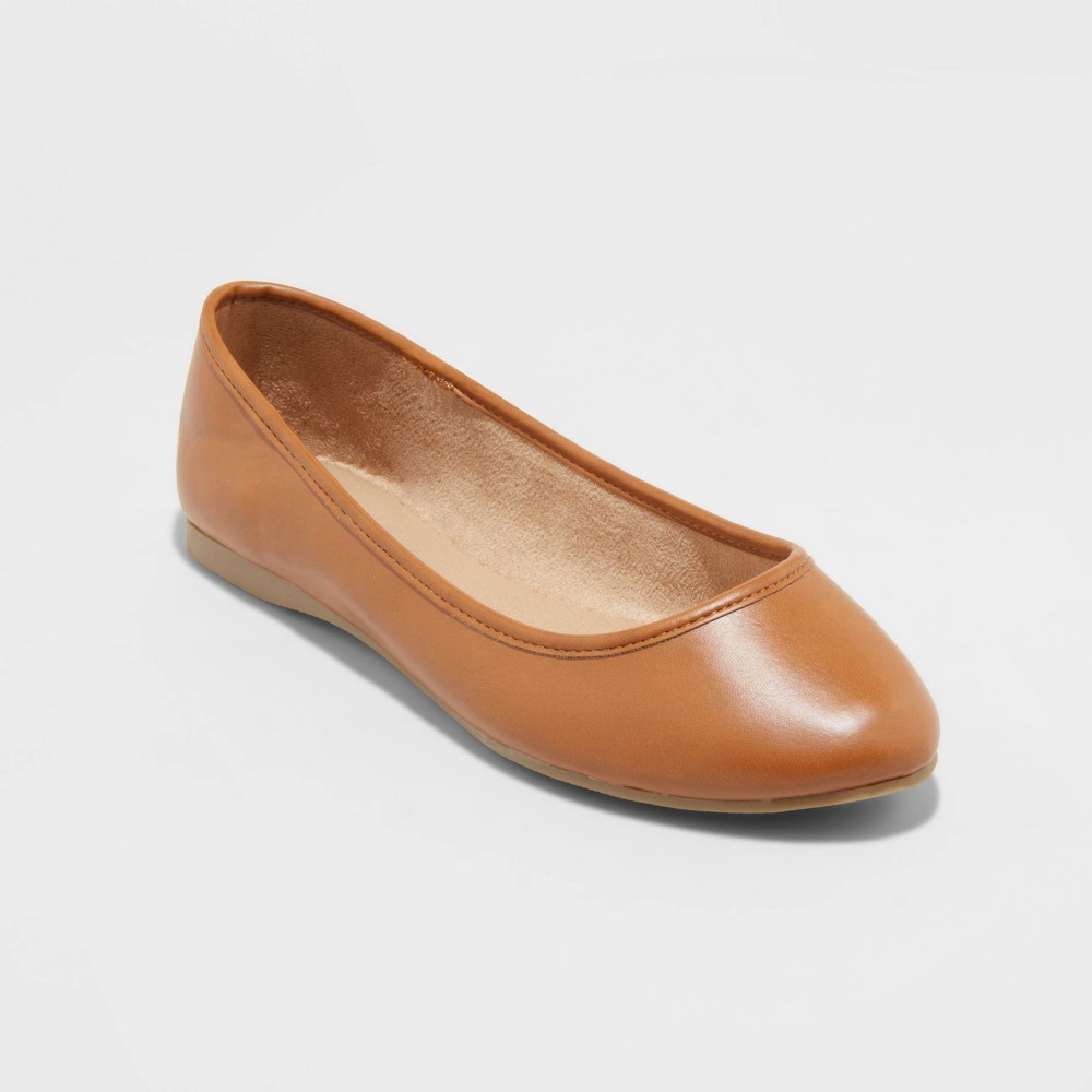 Women's Everly Round Toe Ballet Flats - Universal Thread Cognac 9, Red