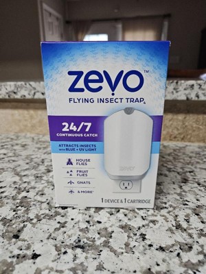 Zevo Flying Insect Trap & 3 Cartridge Starter Kit : Target