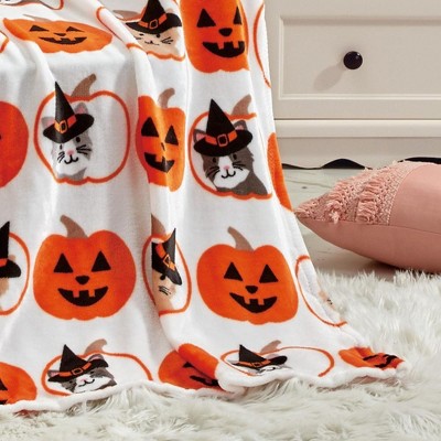 Halloween Cats and Pumpkins Knitted Machine Washable Throw Blanket