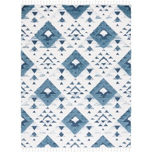 Moroccan Tassel Shag MTS688 Non-Shedding Power Loomed Indoor Rugs - Safavieh - 1 of 4