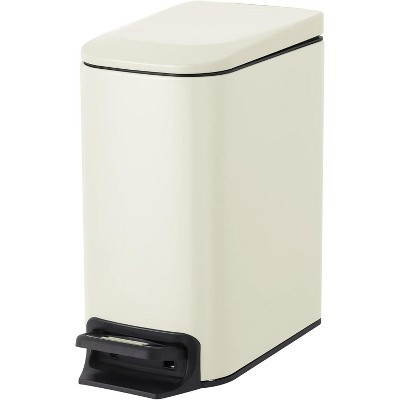 Small Bathroom Trash Can with Lid Soft Close, Step Pedal, 6 Liter / 1.6 Gallon Stainless Steel Garbage Can with Removable Inner Bucket