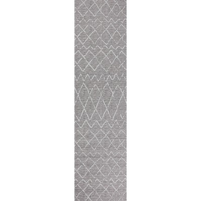 Madaba Bohemian Gray/Cream Moroccan Trellis Synthetic Runner Rug - 2x8
