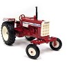 1/16 Oliver 1655 Wide Front w/ Fenders, 1997 Farm Show Edition ZFN2031TA - 3 of 4