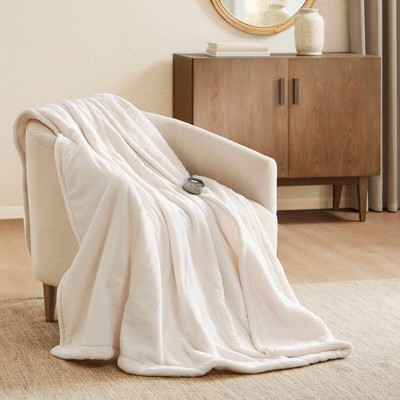 Ivory Queen Reversible Sherpa Knitted Heated Blanket