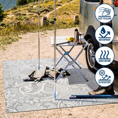 Light Gray and Ivory Paisley High-Low 5' x 8' Indoor/Outdoor Rug