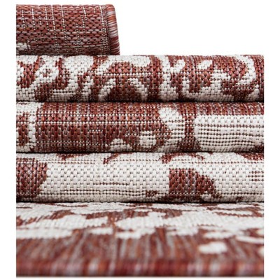 Rust Red Medallion Easy-Care Rectangular Outdoor Rug