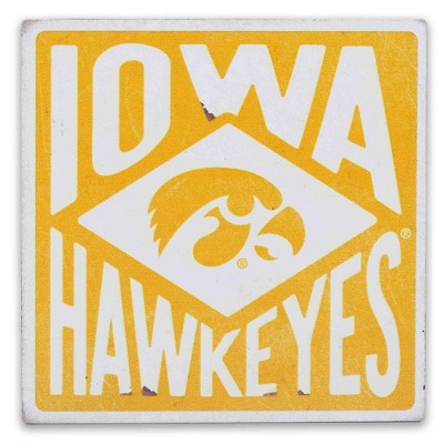 NCAA lowa Hawkeyes Vintage Magnet
