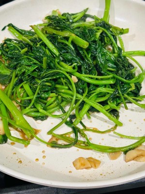 Guest review image 2 of 3, zoom in