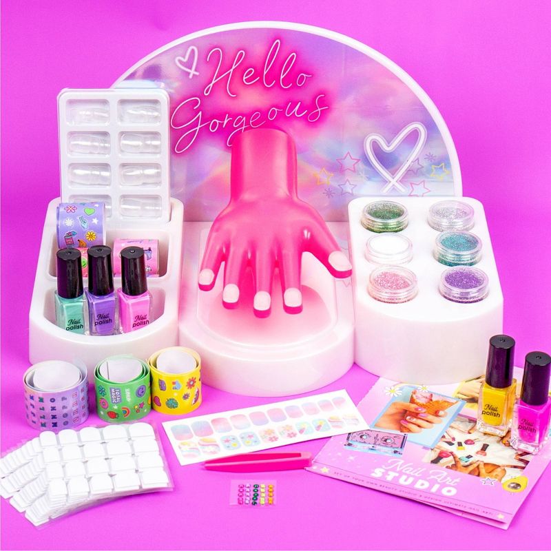 GenME Nail Art Styling Studio, 2 of 8