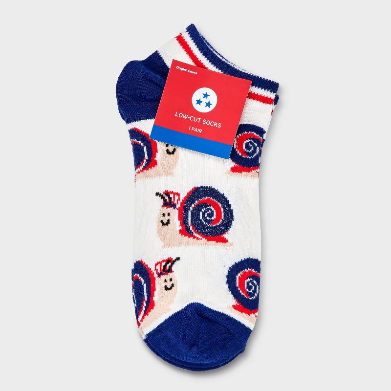 Women&#39;s Patriotic Snail Low Cut Socks - Ivory/Blue 4-10, 2 of 4