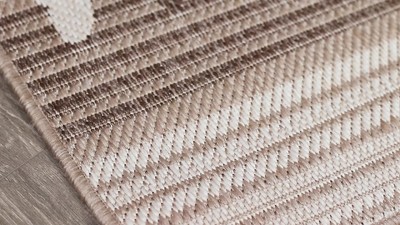 Malibu Beige and Ivory Diamond Flatwoven Indoor/Outdoor Runner Rug
