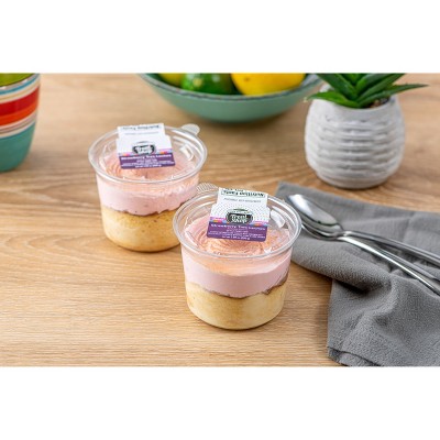 Rich's Strawberry Tres Leches Style Cake Cup - 7.09oz