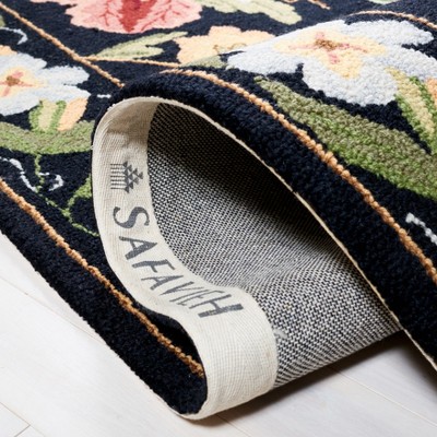 Handmade Black Floral Wool Accent Rug 2'6" x 4'