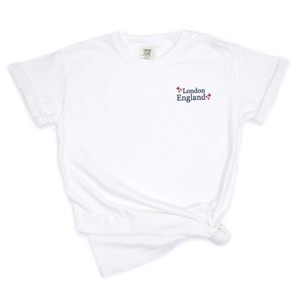 Simply Sage Market Embroidered London England Stars Garment Dyed Tee - 1 of 4