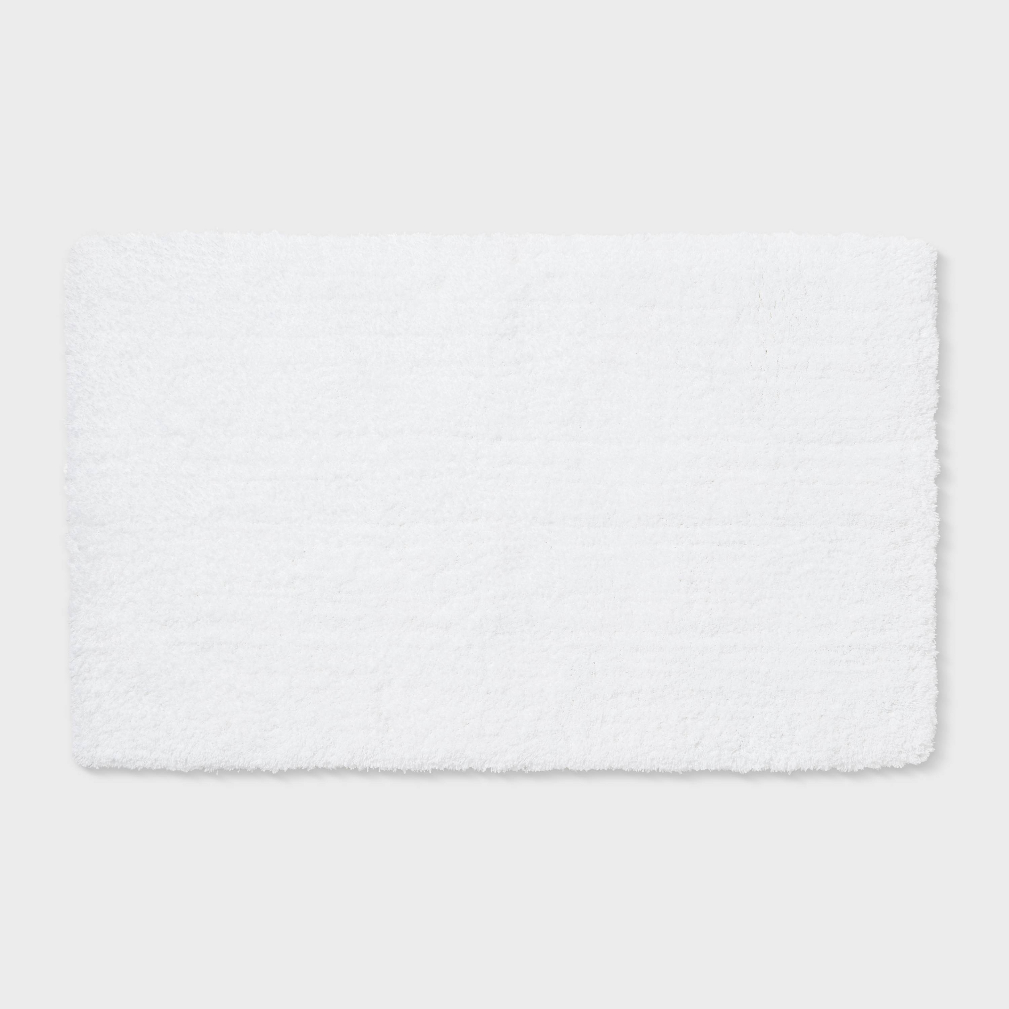 21"x34" Spa Plush Bath Rug White - Threshold™