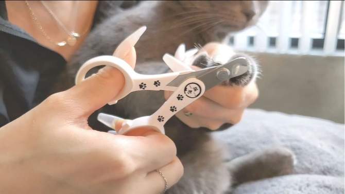 Necoichi Purrcision Feline Nail Clippers, 2 of 11, play video