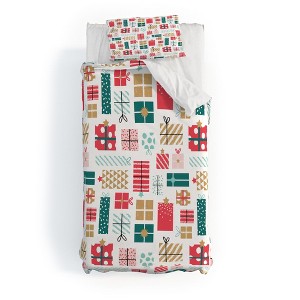 Wendy Kendall wrap it Duvet Cover + Pillow Sham(s) - Deny Designs - 1 of 4