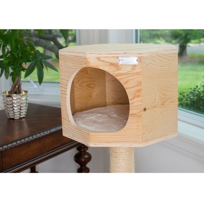 Scots Pine 20" x 20" Outdoor Cat Tree with Sisal Posts