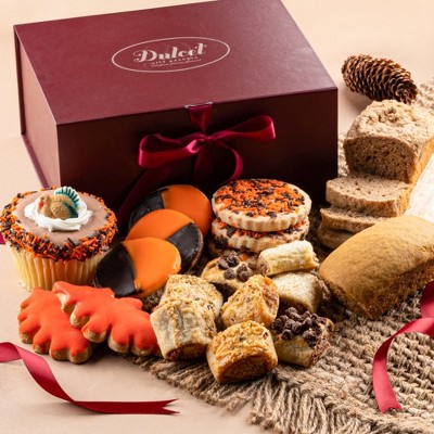 Dulcet Gift Baskets Thanksgiving Pumpkin Bread and Cupcake Collection