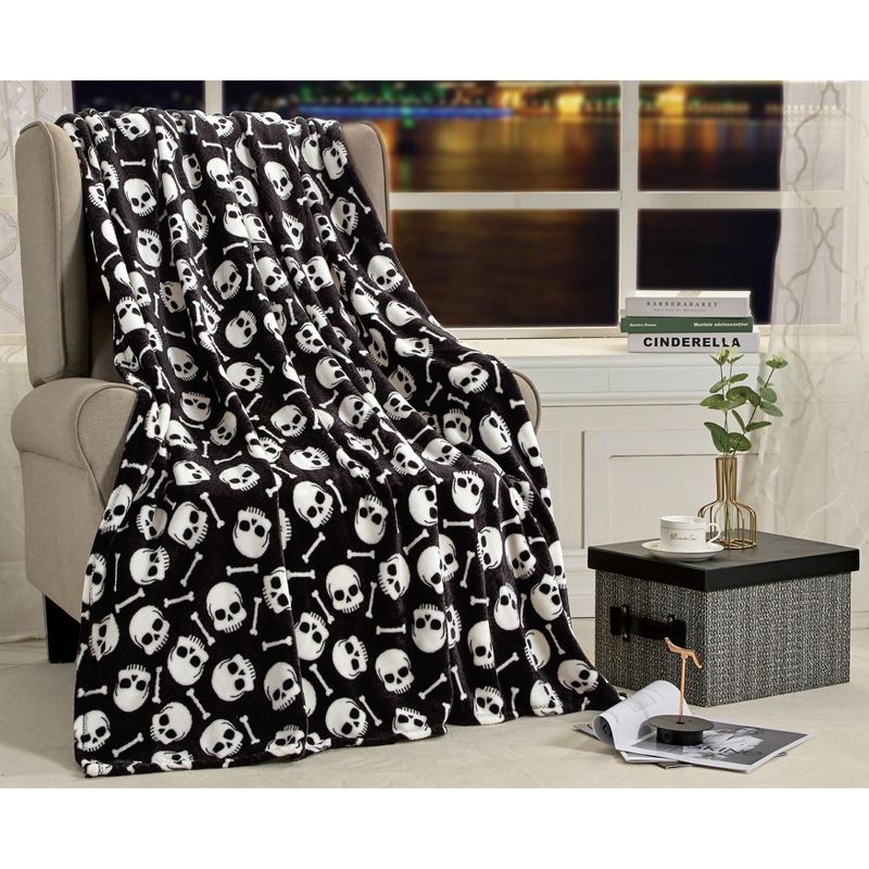 Extra Cozy and Comfy Microplush Throw Blanket (50"x60") - Skull & Bones, 3 of 4