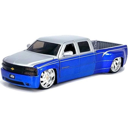 Jada Toys 1999 Chevy Silverado Dually Pickup Truck with Custom Just Trucks Series Diecast Model Car 35588